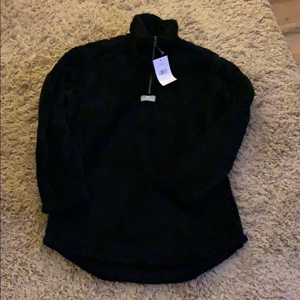 Lauren James pullover